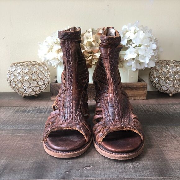 Freebird Bella Ankle Boots - Picture 2 of 10